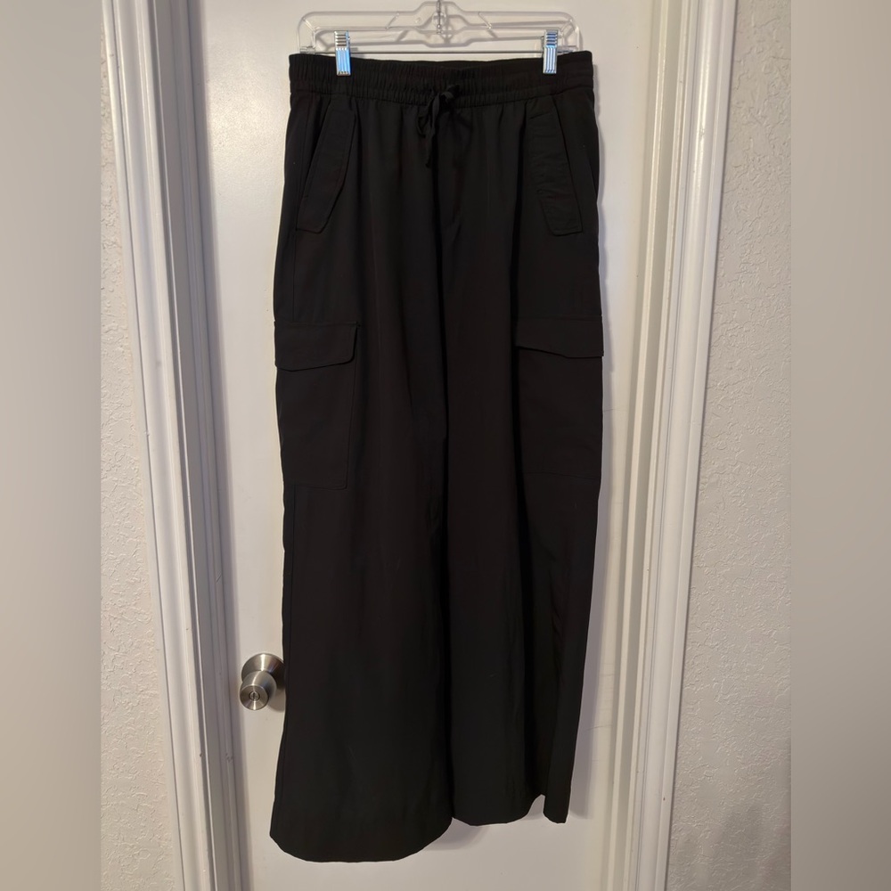 Old Navy Black Cargo Pants